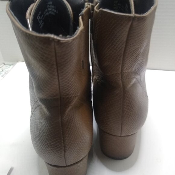 Women's Brown comfort view Boots with Zipper's Heels size 10m - Picture 4 of 9